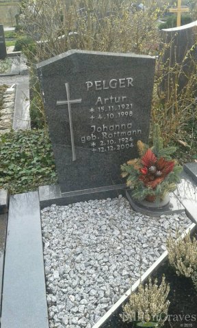 Pelger Artur 1921-1998 Rottmann johanna 1924-2004 Grabstein